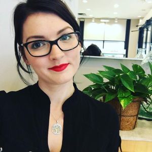 Meet your Posher, Nicole